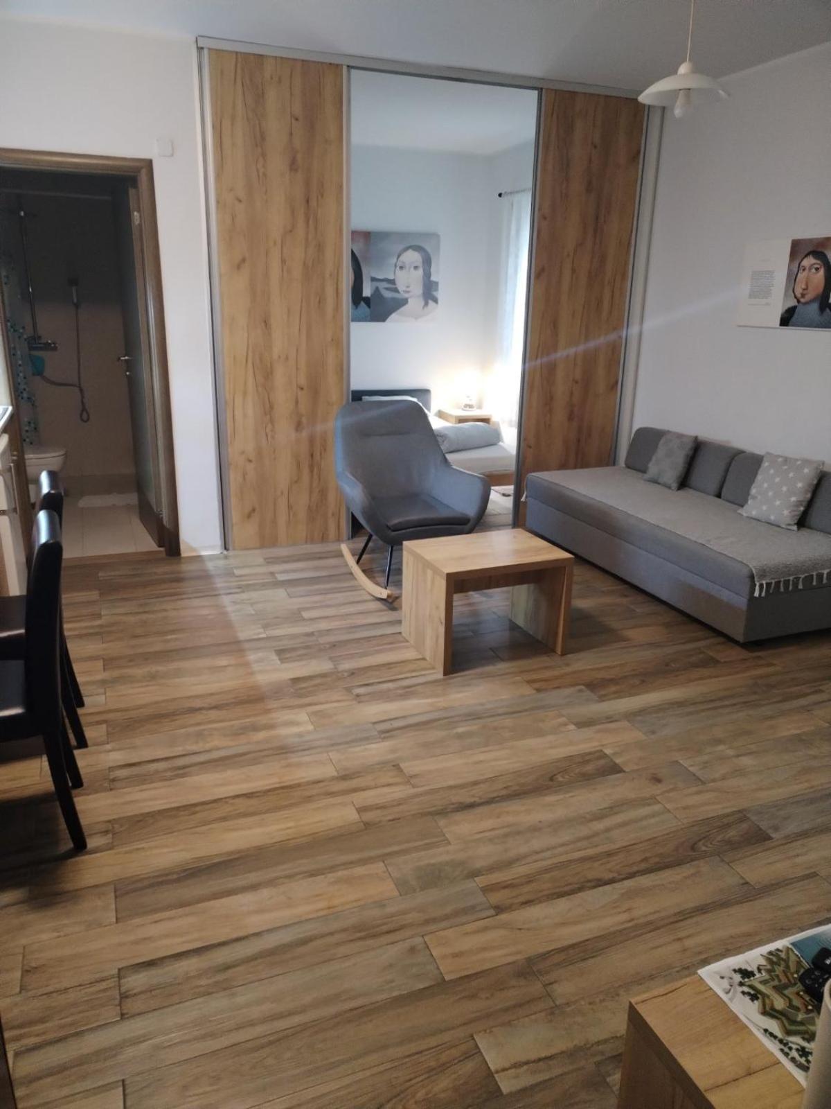 Centar Novi Sad-Apartman No 1 Exteriör bild