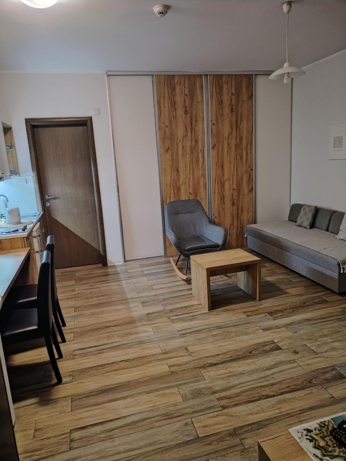 Centar Novi Sad-Apartman No 1 Exteriör bild