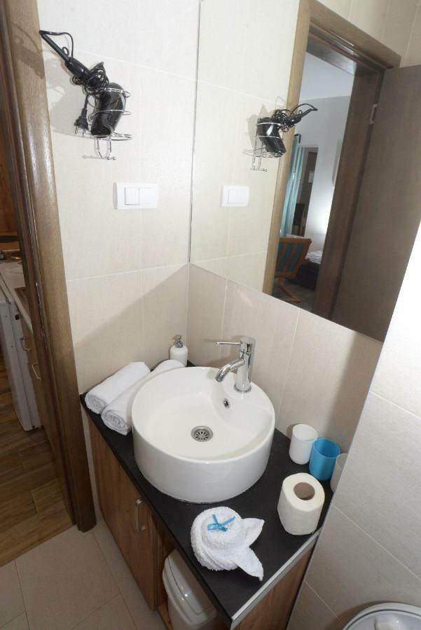 Centar Novi Sad-Apartman No 1 Exteriör bild